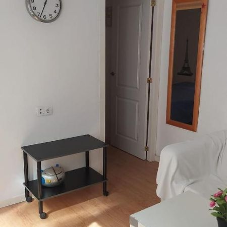 Apartamento En C. Maria Luisa 2 Dormitorios Madrid Dış mekan fotoğraf