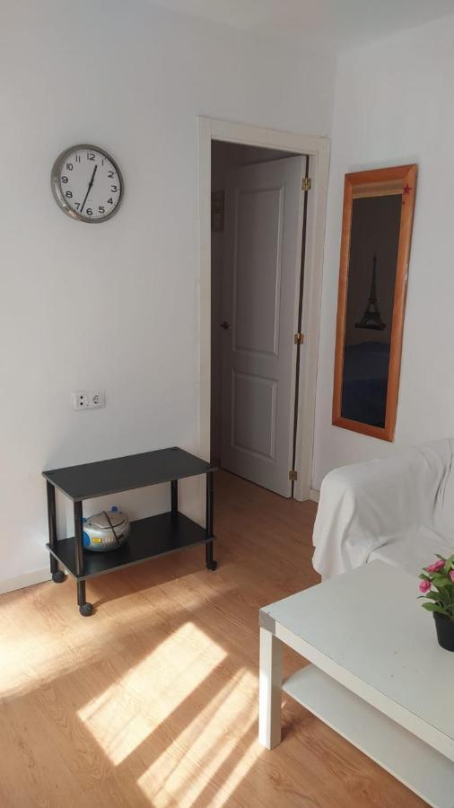 Apartamento En C. Maria Luisa 2 Dormitorios Madrid Dış mekan fotoğraf